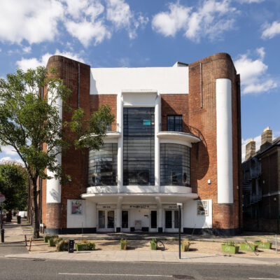Granada, Acton 8