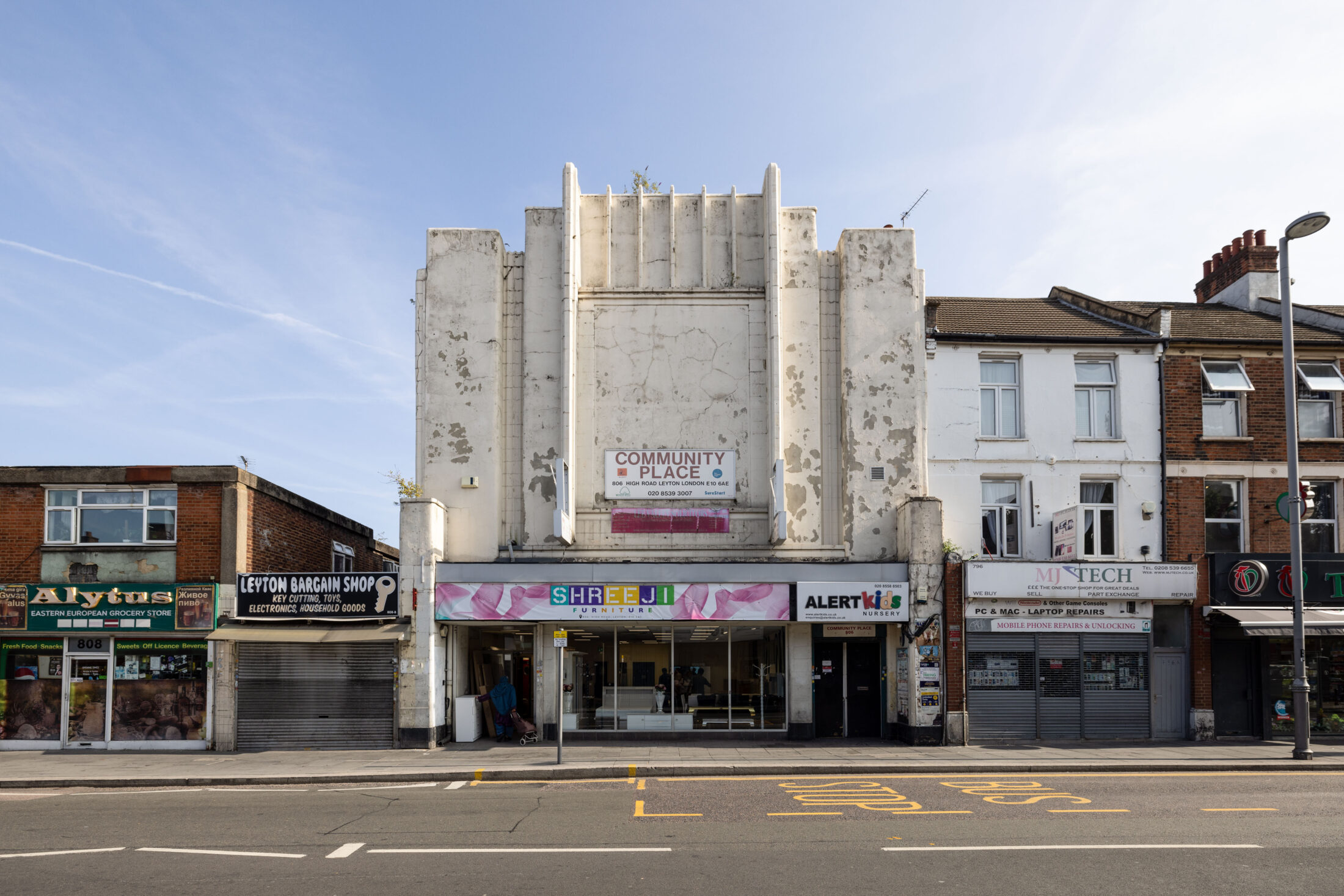 Ritz, Leyton 1